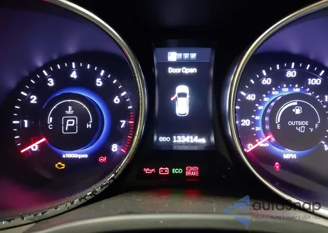 2013 Hyundai Santa Fe Sport 2.0T z USA, uszkodzony, nr VIN 5XYZUDLA1DG004131